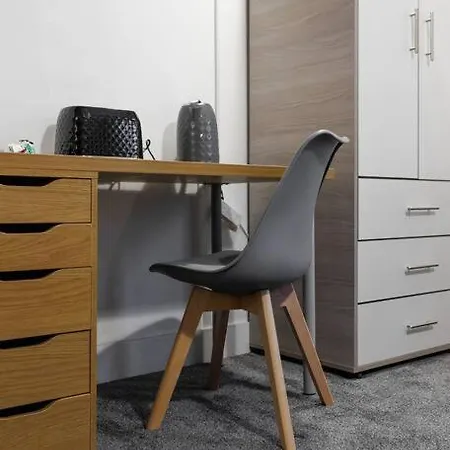 Centre 8 With Kitchenette, Free Wifi And Smart Tv By Yoko